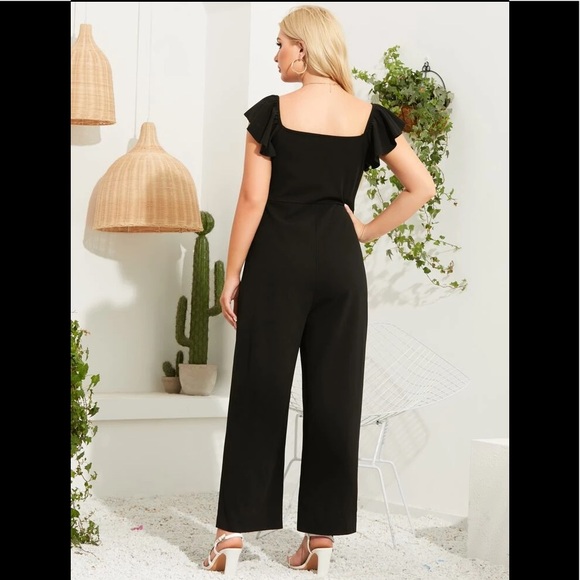 😍Gorgeous Plus Size Solid Black Jumpsuit😍Size 0XL😍 - Picture 3 of 9